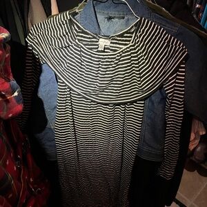 Striped Black and White Dress kids xs (4-6)